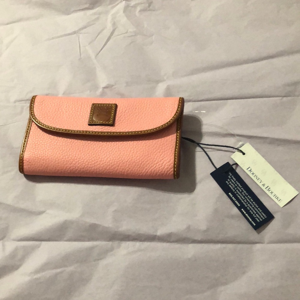 DOONEY & BOURKE Pebble Grain Continental Clutch Wallet Pale Pink  NWT